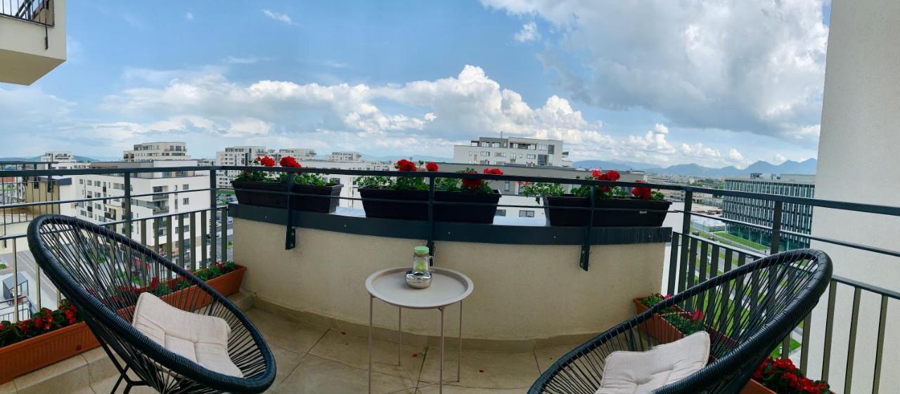 Executive Apartment Avantgarden Coresi Μπρασόβ Εξωτερικό φωτογραφία